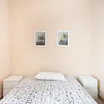 Live Basilica & Balcony * كانديلاريا