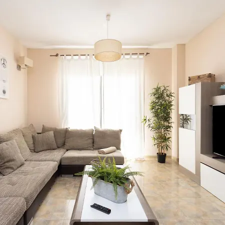 Live Basilica & Balcony Apartment